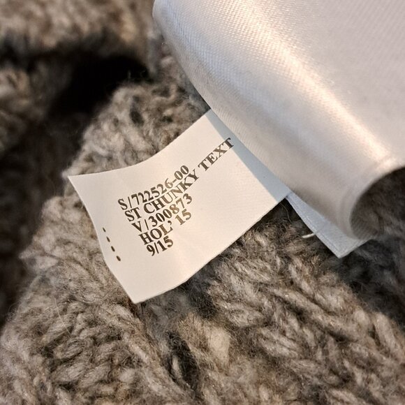 COPY - Banana Republic Men's Standard Fit Chunky Textured Wool Blend Cowl Neck … - Picture 10 of 15